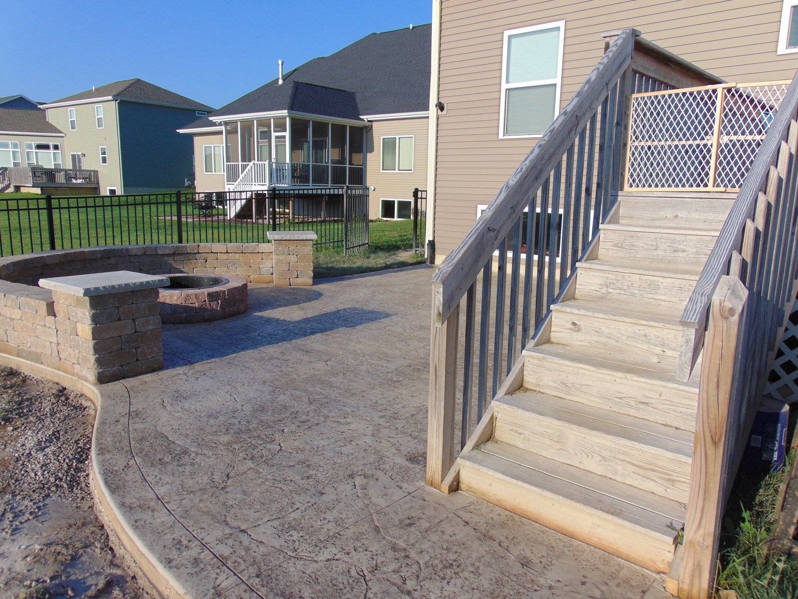 Concrete patio in Albion